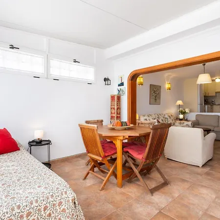 Lägenhet Home2book Cozy With Communal Pool, El Poris *