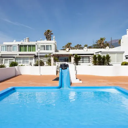 Lägenhet Home2book Cozy With Communal Pool, El Poris *