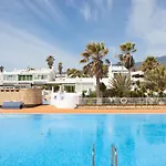Home2book Cozy Pool & Tenis Court, El Poris 波里斯-德阿沃纳
