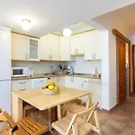 Home2book Cozy Pool & Tenis Court, El Poris 公寓 *