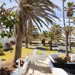 Home2book Cozy Pool & Tenis Court, El Poris 公寓 *