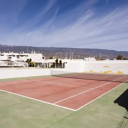 Home2book Cozy With Communal Pool, El Poris Daire *